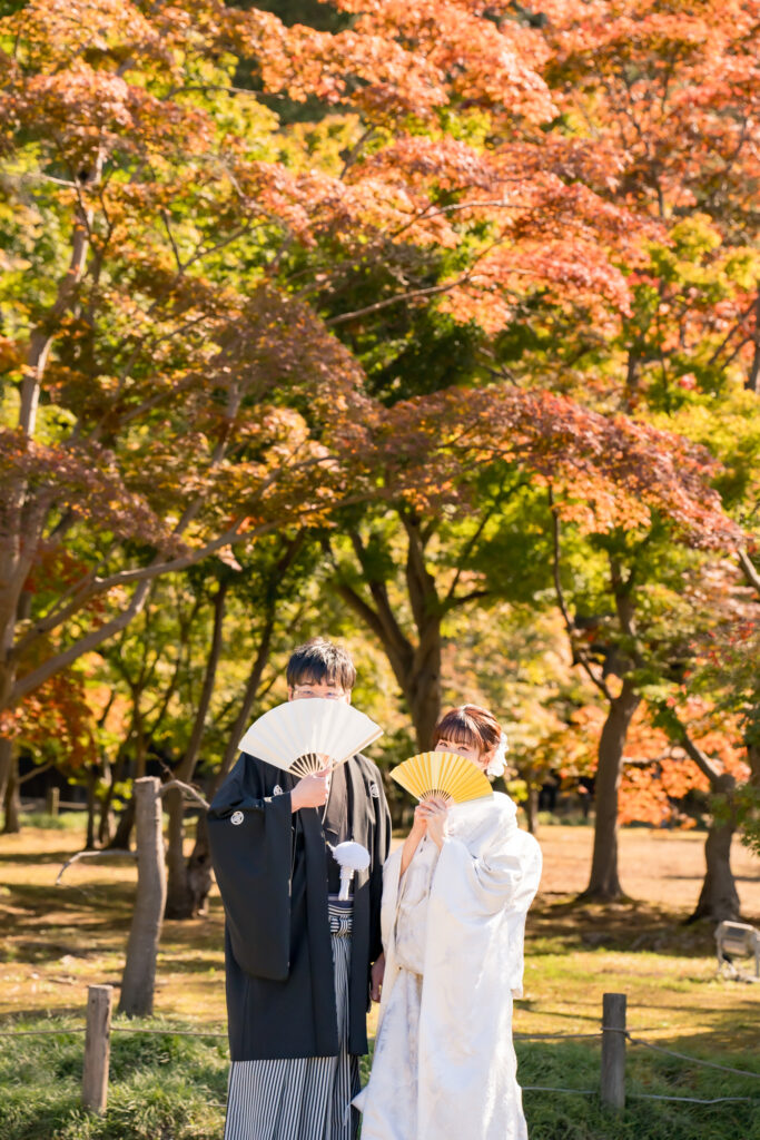 前撮りフォトウェディング岡山での10月に撮影された紅葉時期の実際の写真お日にち選びの参考に005