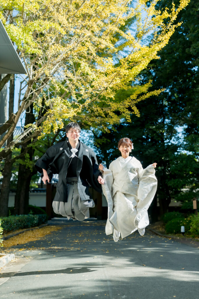 前撮りフォトウェディング岡山での10月に撮影された紅葉時期の実際の写真お日にち選びの参考に008