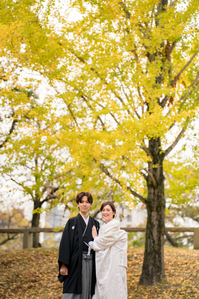 撮りフォトウェディング岡山での10月に撮影された紅葉時期の実際の写真お日にち選びの参考に035