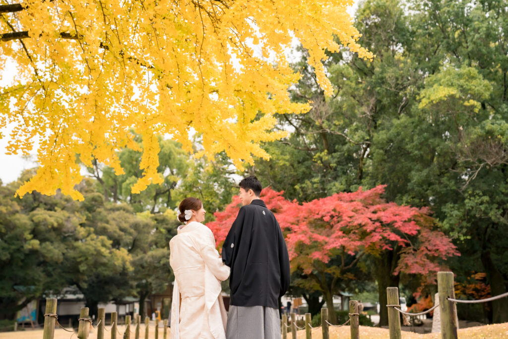 撮りフォトウェディング岡山での10月に撮影された紅葉時期の実際の写真お日にち選びの参考に082