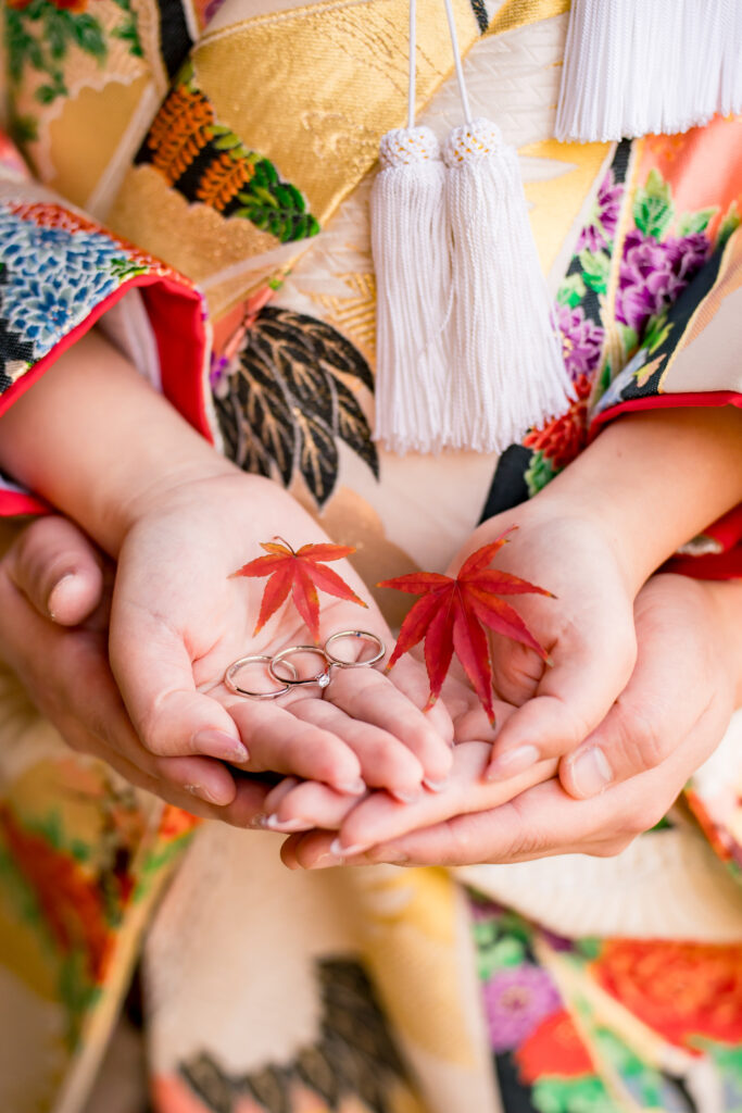 撮りフォトウェディング岡山での10月に撮影された紅葉時期の実際の写真お日にち選びの参考に106