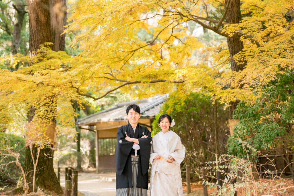 撮りフォトウェディング岡山での10月に撮影された紅葉時期の実際の写真お日にち選びの参考に115