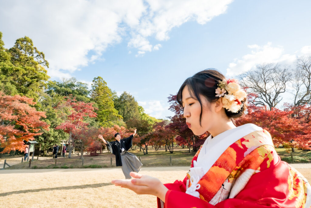 撮りフォトウェディング岡山での10月に撮影された紅葉時期の実際の写真お日にち選びの参考に118