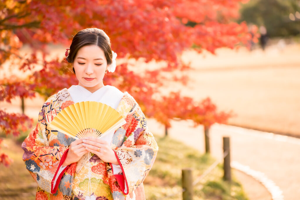 撮りフォトウェディング岡山での10月に撮影された紅葉時期の実際の写真お日にち選びの参考に126