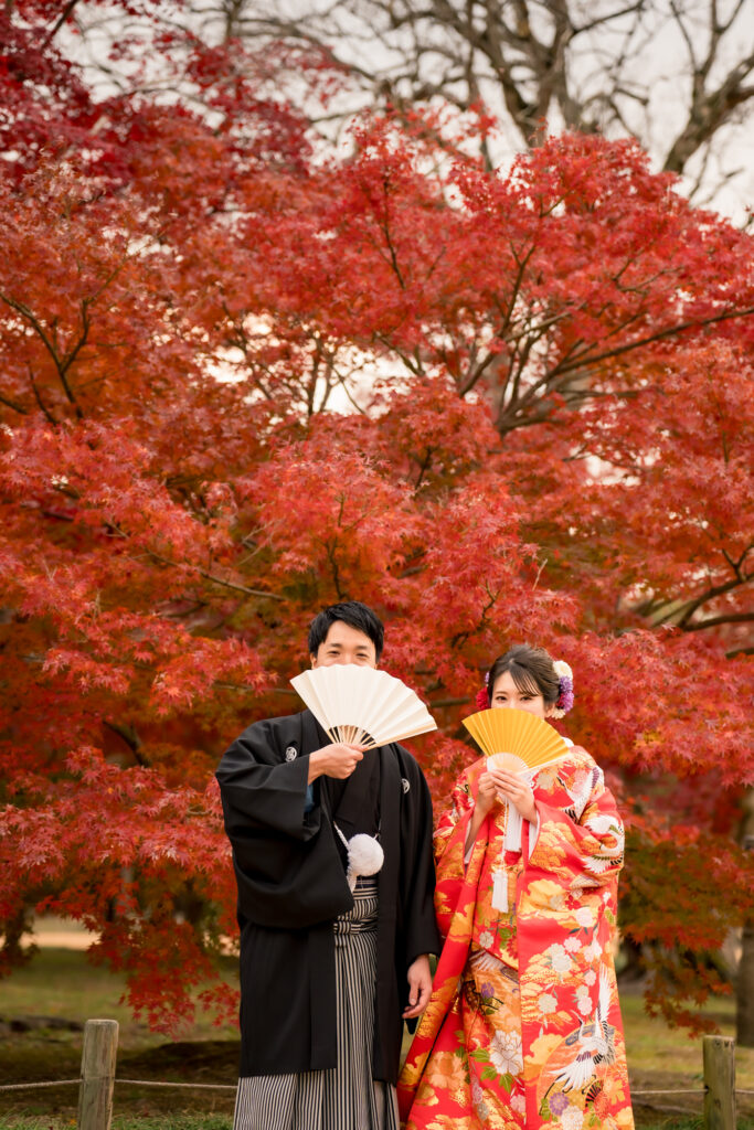 撮りフォトウェディング岡山での10月に撮影された紅葉時期の実際の写真お日にち選びの参考に137