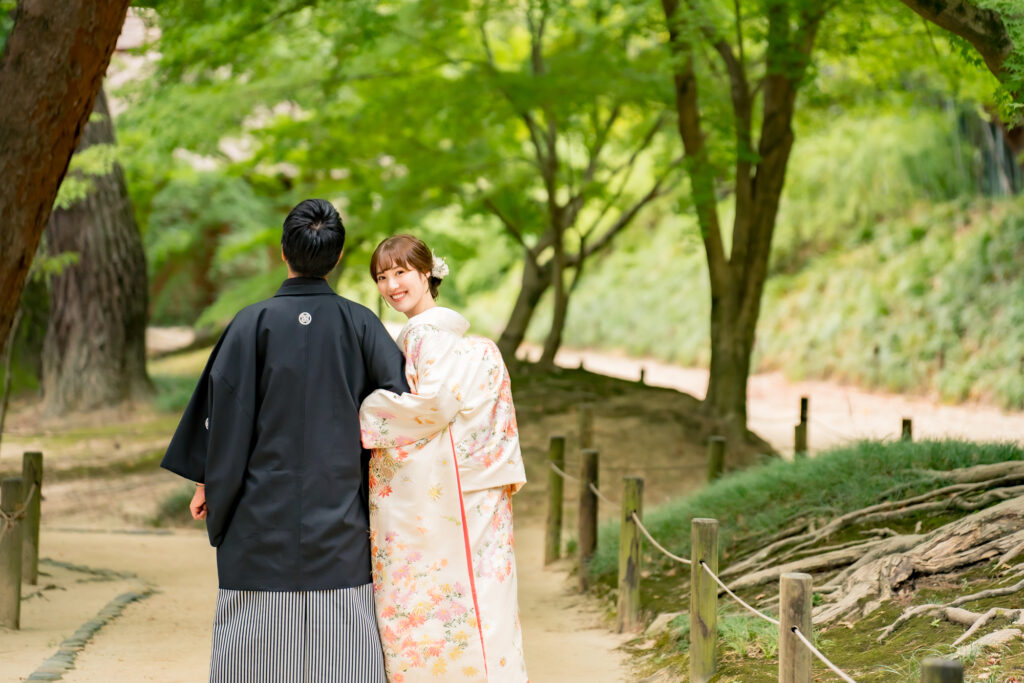岡山で結婚式の前撮りフォトウェディングプロカメラマン目線で新緑の魅力をご紹介2026夏限定LITEプラン早割でさらにお得後楽園023